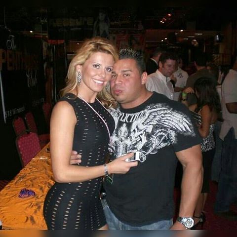 Together we will beat cancer total raised £2,265.00 + £488.75 gift aid aimee raised £675.00 nicola raised £1,590.00 cancer is happening right now, which is why we're fundraising right now for cancer research uk. Diamond Fox Kenney G Flickr