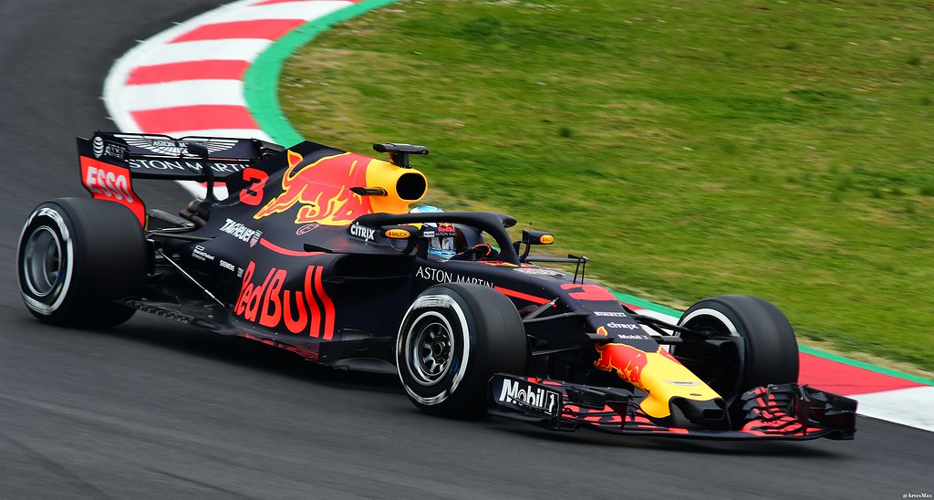 Red Bull Rb14 Daniel Ricciardo Aston Martin Red Bull R