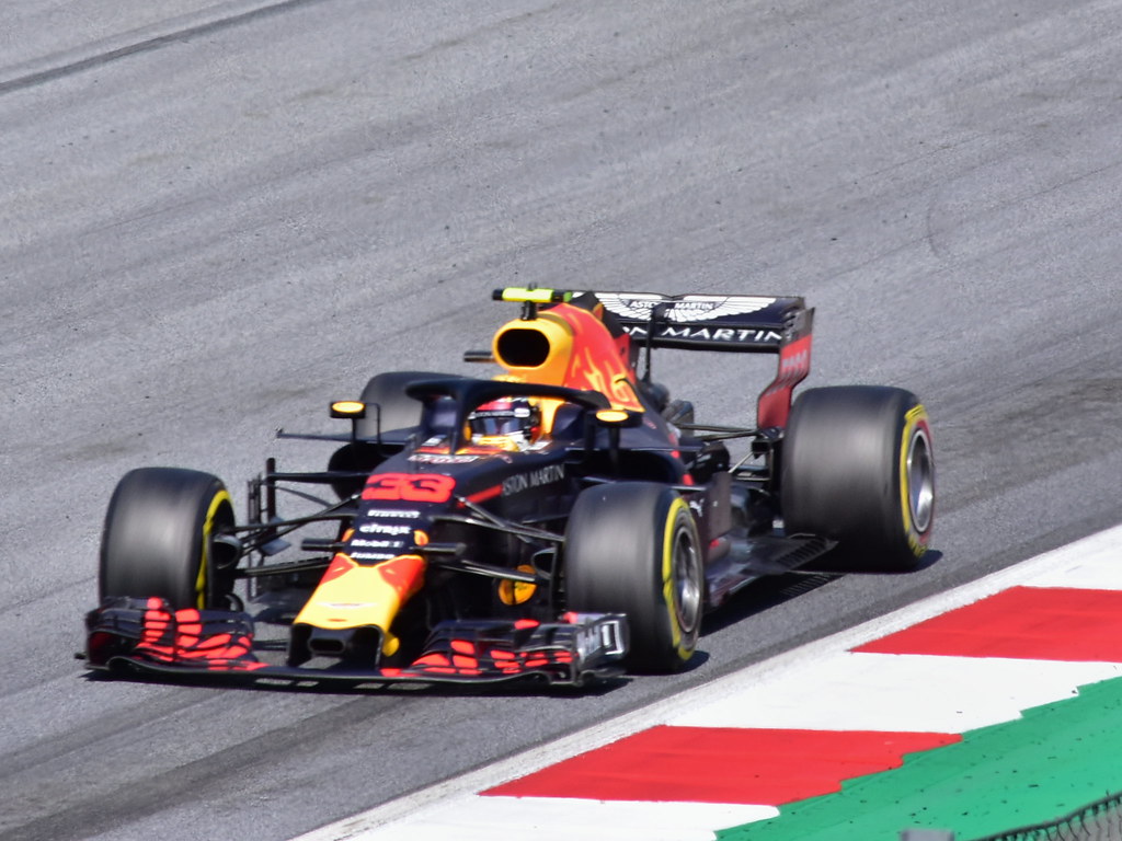 Verstappen Wins A Dramatic Race Here S How Twitter Reacted