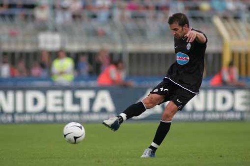2006 fifa world cup), noto anche come germania 2006, è stata la diciottesima edizione del campionato mondiale di calcio per squadre nazionali maggiori maschili organizzato dalla fifa e la cui fase finale si disputò dal 9 giugno al 9 luglio 2006 in … Piacenza Juventus Campionato Tim Serie B 2006 2007 P Flickr