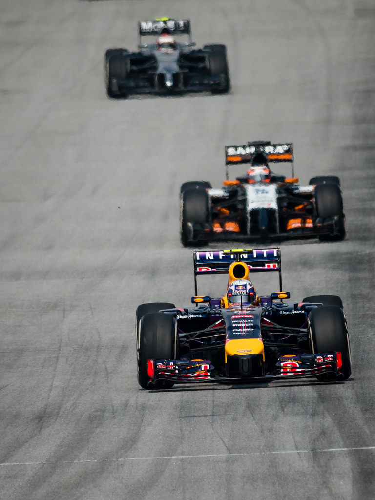 Formation Lap Daniel Ricciardo Car 3 Rb10 Infiniti