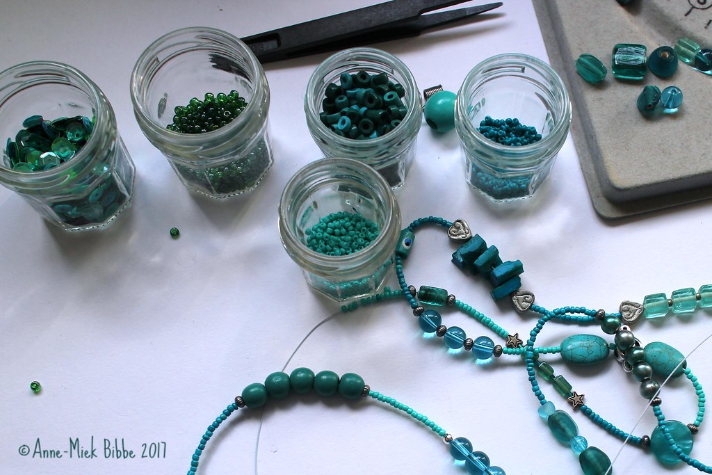 Nieuw grote houten kralen in doos · grote houten kralen in doos. Kralen Rijgen Met Teal Turkoois Groen Beading With T Flickr