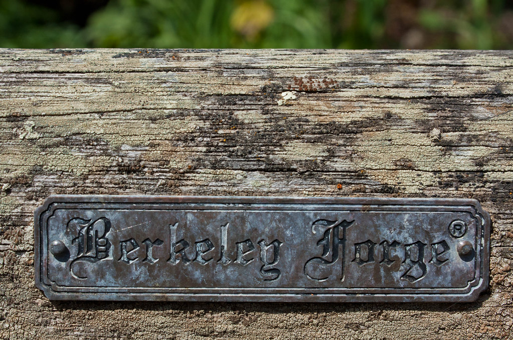 30+ Great Berkeley Forge Bench - Berkeley Forge & Foundry Bench / Imperial Collection - Get the best deals on cast iron bench in garden antiques when you shop the largest online selection at ebay.com.