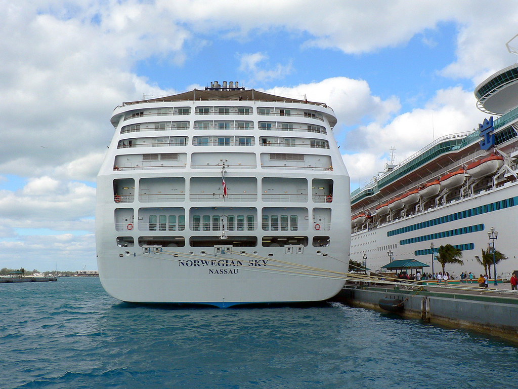 Norwegian Sky In Nassau This Is The Norwegian Sky And The