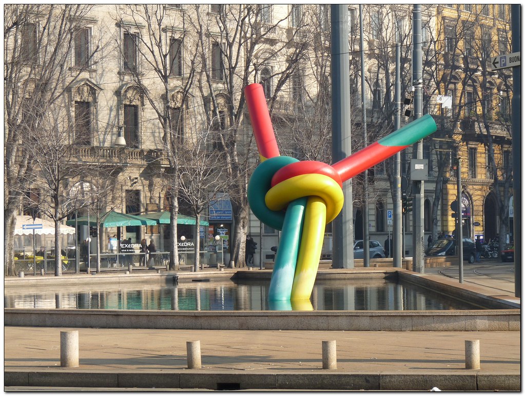 Ago Filo E Nodo Needle Thread And Knot By Claes Oldenb Flickr