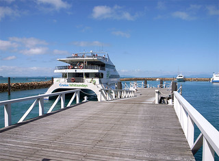 It’s time for you to sit back and relax. Cruise Whitsundays Alexeikorf Flickr