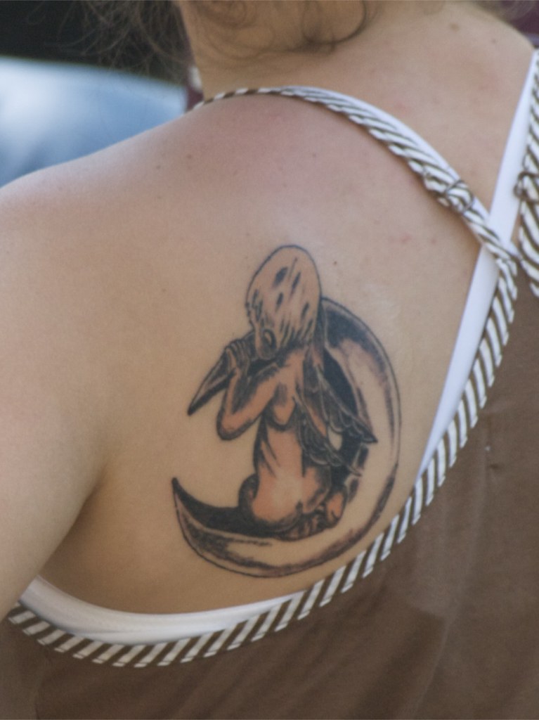 Cherub In The Moon Back Tattoo | David Schexnaydre | Flickr 1024_x_767_jpg