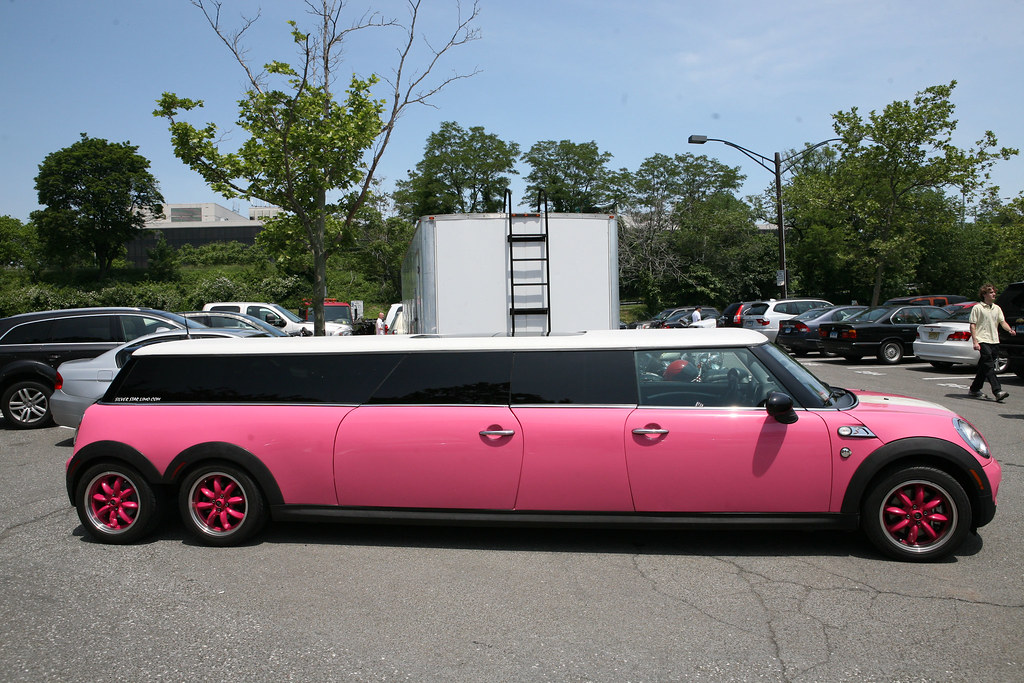 Mini cooper limousine