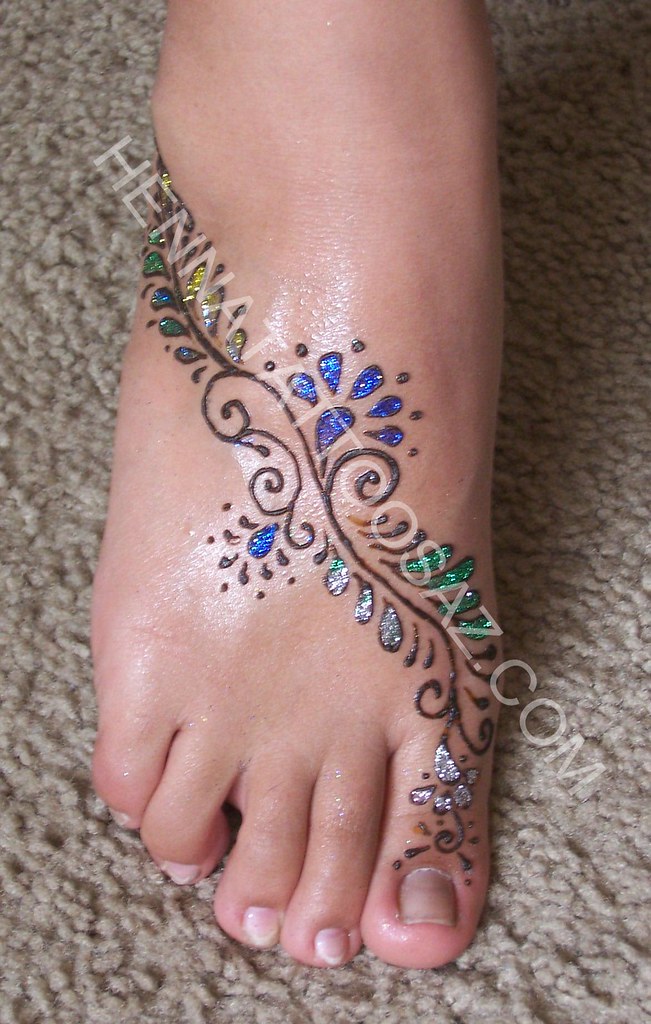 Henna Tattoo With Glitter | Henna Tattoo With Glitter To Las… | Flickr 1024_x_651_jpg