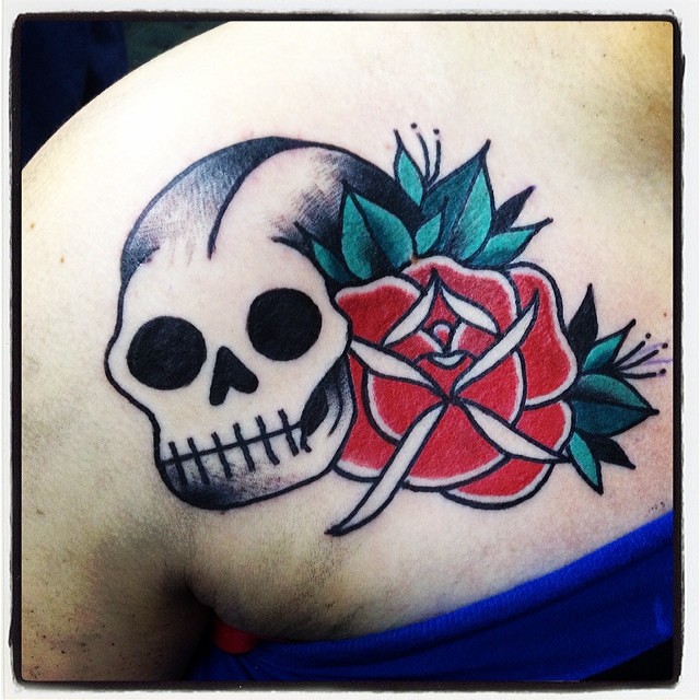 Uno De Hoy #Calavera #Rosa #Skull #Rose #Tattoo #Tradition… | Flickr 640_x_640_jpg