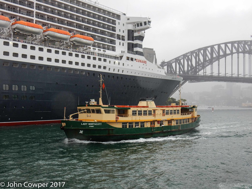 Cunard Line S Queen Mary 2 Towers Over Sydney Ferry Lady N