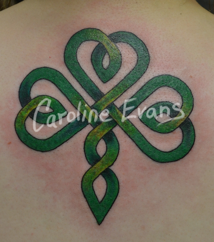 Color-Celtic-Knot-Shamrock-Upper-Back-Tattoo-Caroline-Evan… | Flickr 1023_x_904_jpg