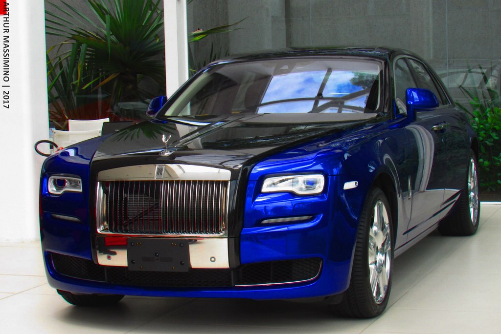 Rolls Royce Ghost Series Ll Blue Salamanca Arthur