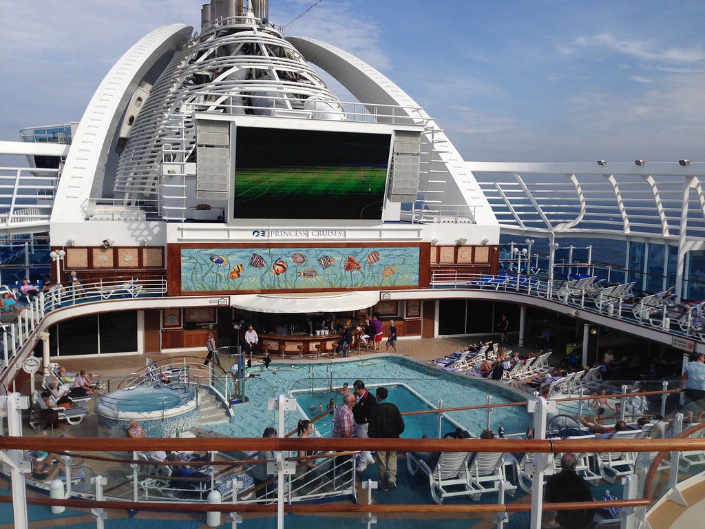Lido Deck On Crown Princess This Photo Links To My Travel