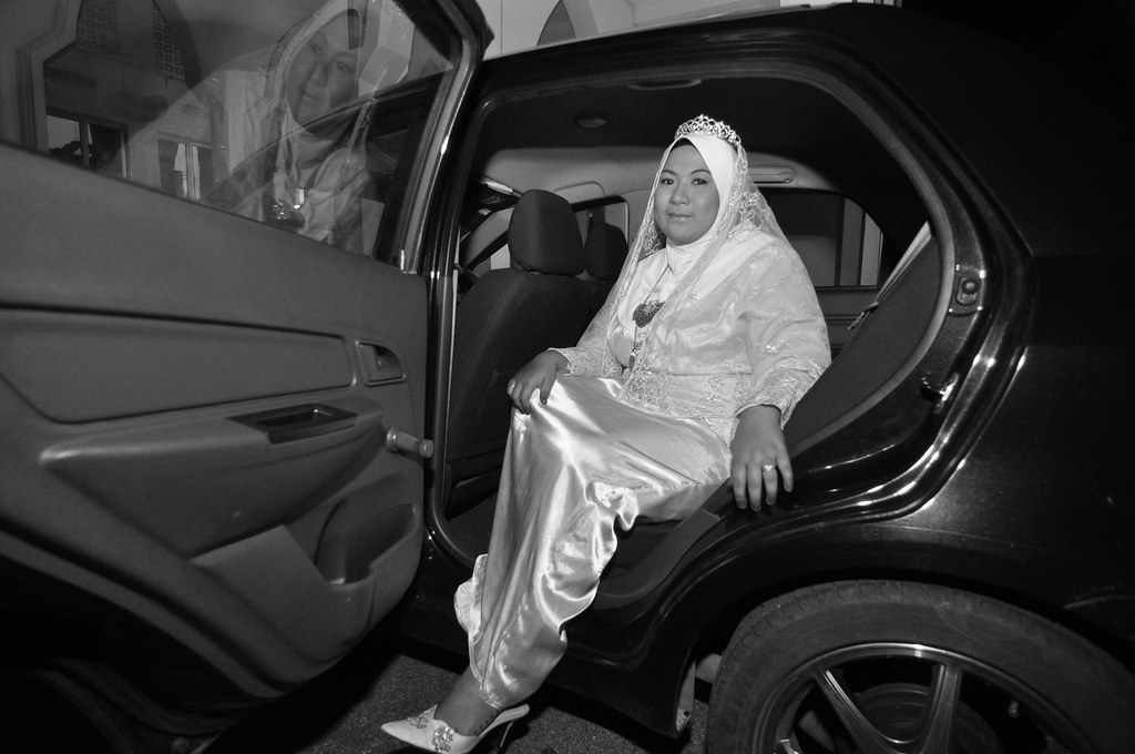 Gratis Unduh Gambar A Pink Anggun Bergaun Hitam Putih Di Foto Gambar Gratiseback Terbaru Terupdate by Lampung Hits