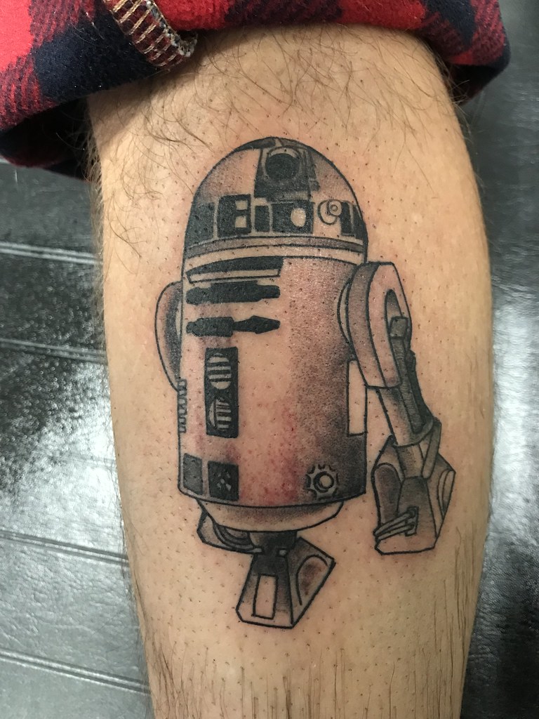 Simple R2D2 Star Wars Tattoo By Wes Fortier @ Burning Hear… | Flickr 1024_x_768_jpg