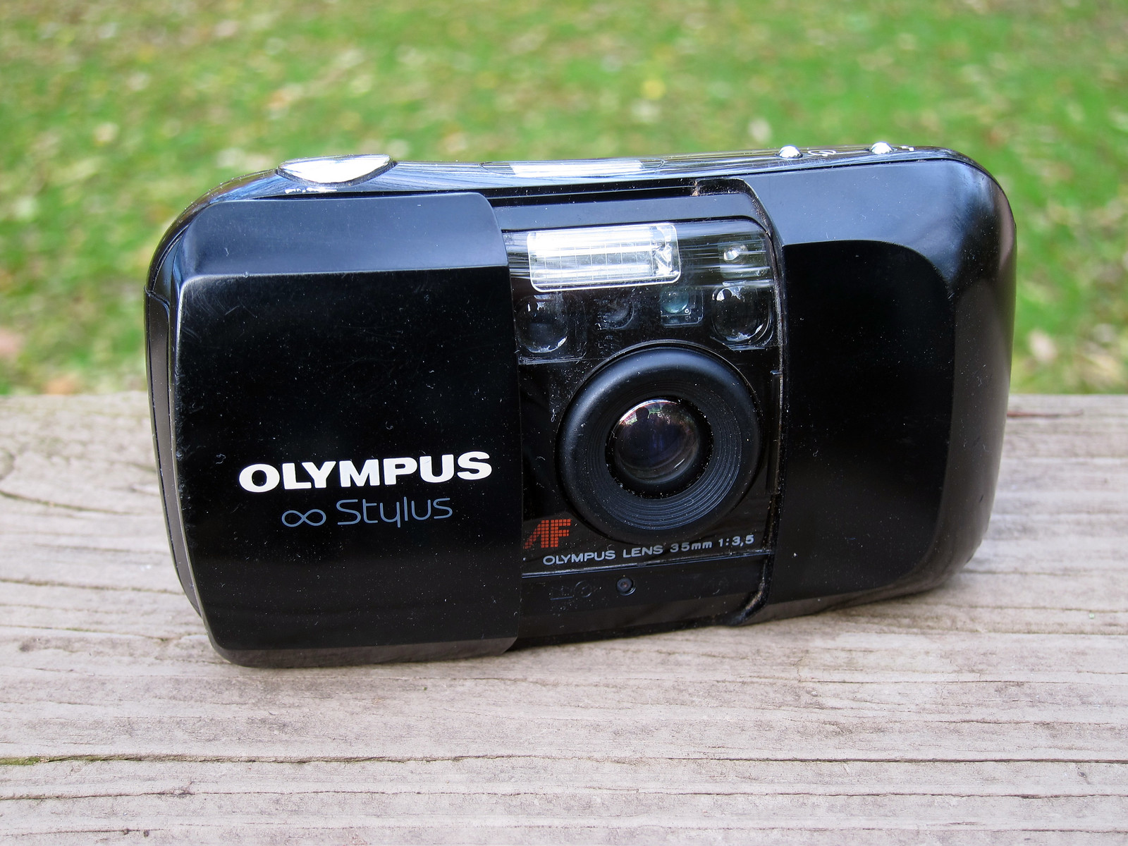 Olympus Stylus - Down the Road