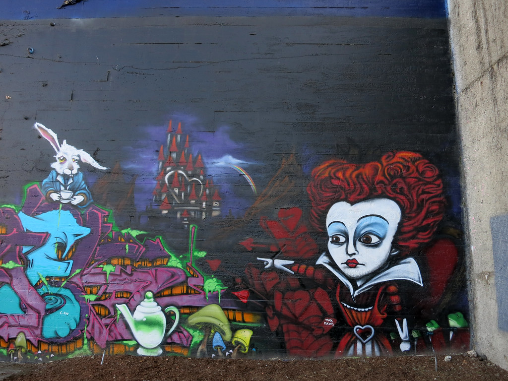 Alice In Wonderland Mural Red Queen Wiredforlego Flickr