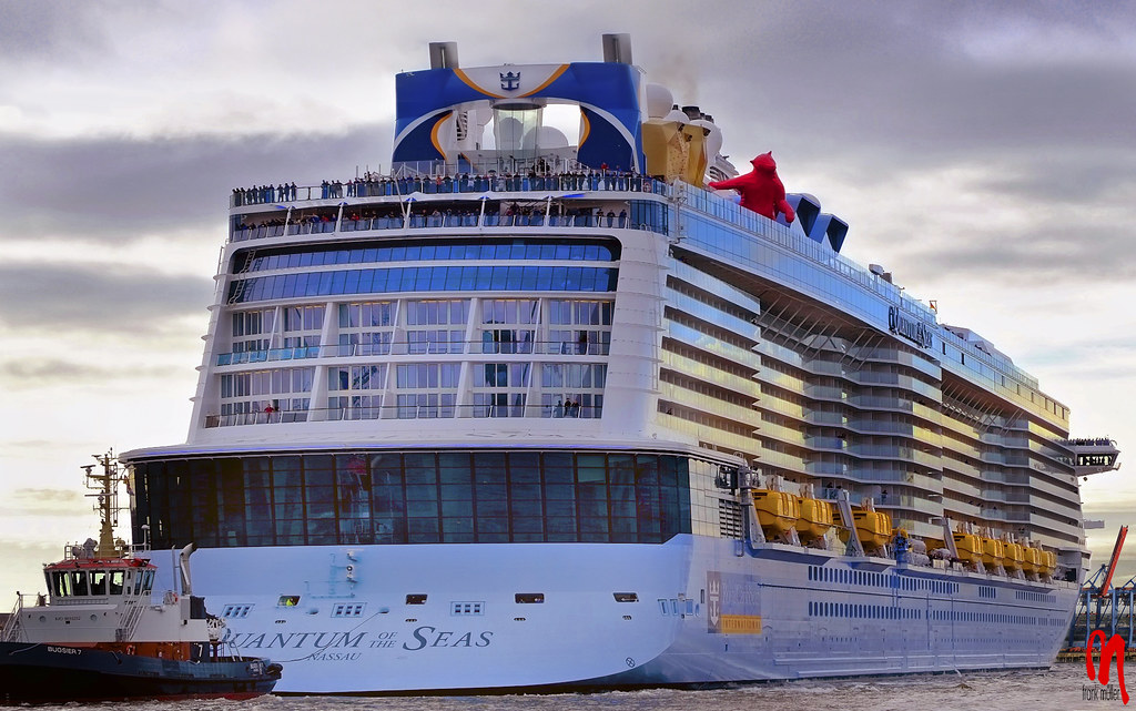 Phot Hamburg Harbour Quantum O The Seas 01 101425 1448 Jpg