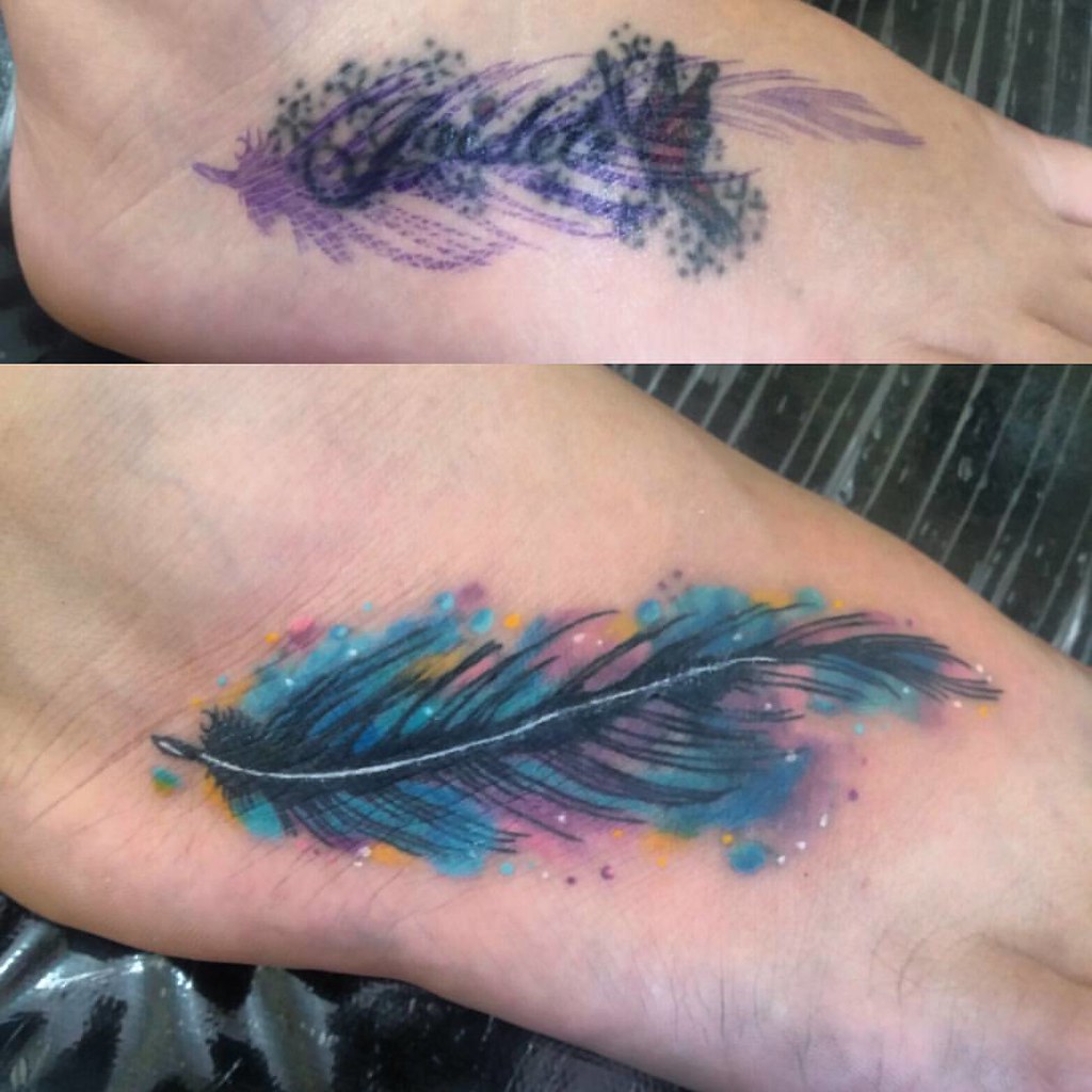 Cobertura de tatuagem com pena 1