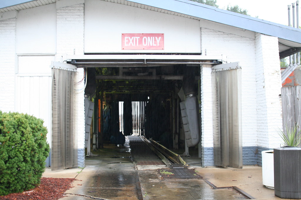 Finder makes money from featured partners, but editorial opinions are our own. Car Wash Shell Gas Station In Elkhart Indiana No 7231 Flickr