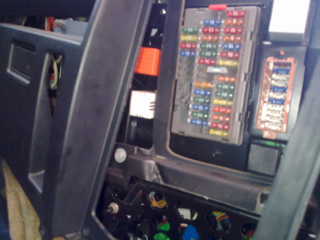 Xantia Intermittent Wiper Relay Rear Citroen Xantia Mk 1 I Flickr