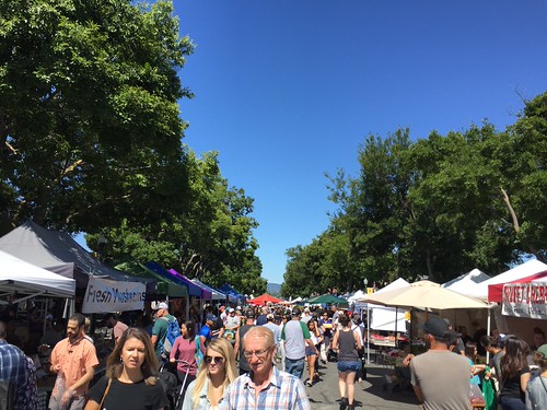 Compare average salaries by job title and skillset. Campbell Farmers' Market | Naoto Sato | Flickr