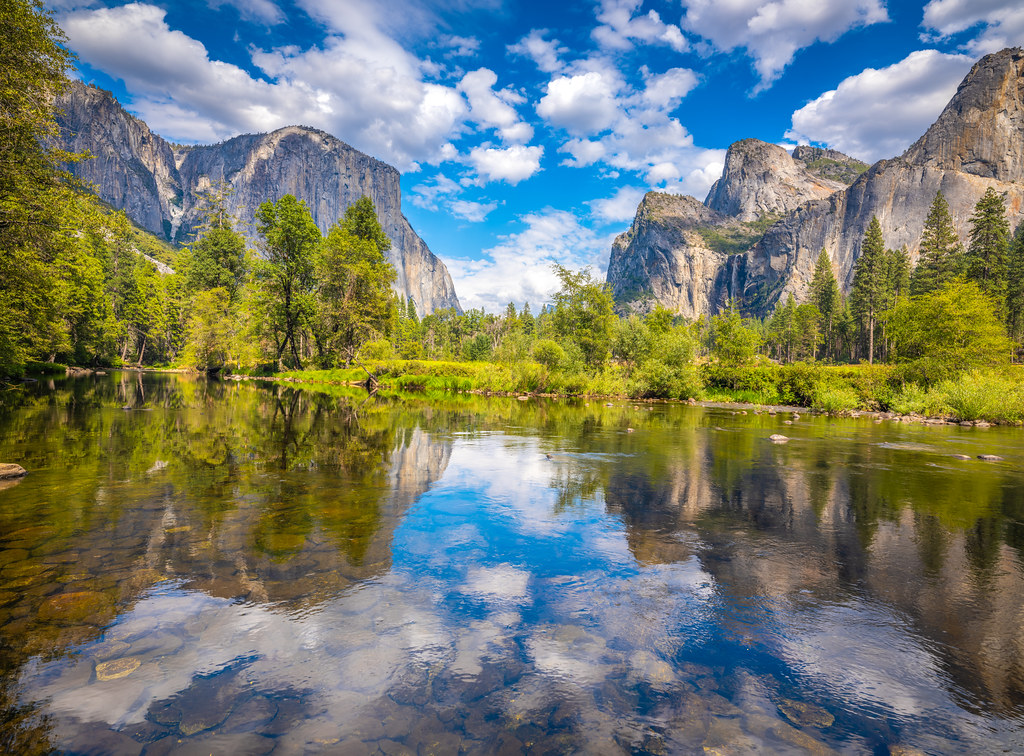 This is the yosemite valley map showing the developed areas and trails of yosemite valley in greater detail. Yosemite Valley View El Capitan Merced River National Parkâ¦ | Flickr