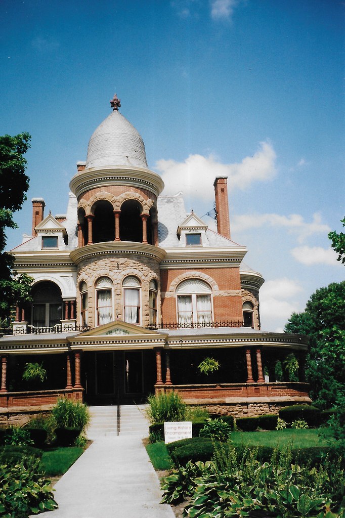 The seiberling mansion is a historic house located at kokomo, indiana
