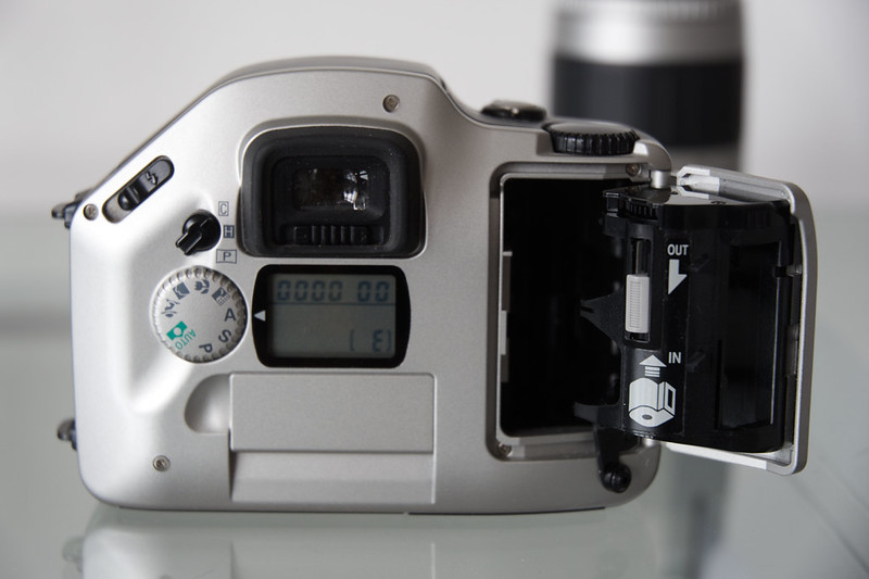 Nikon Pronea S カメラセット Nikon Pronea S – Pioneer or Faux Pas