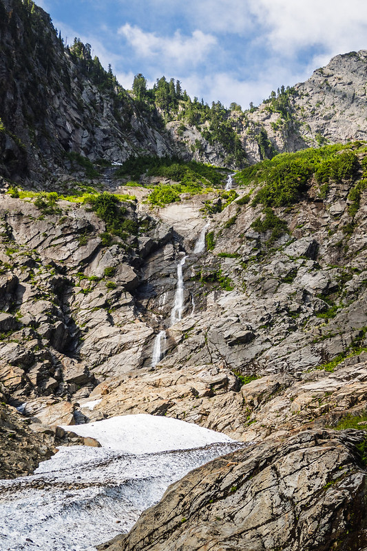 Big Four Mountain by Hall Peak via Mountain Loop Highway / 大四山