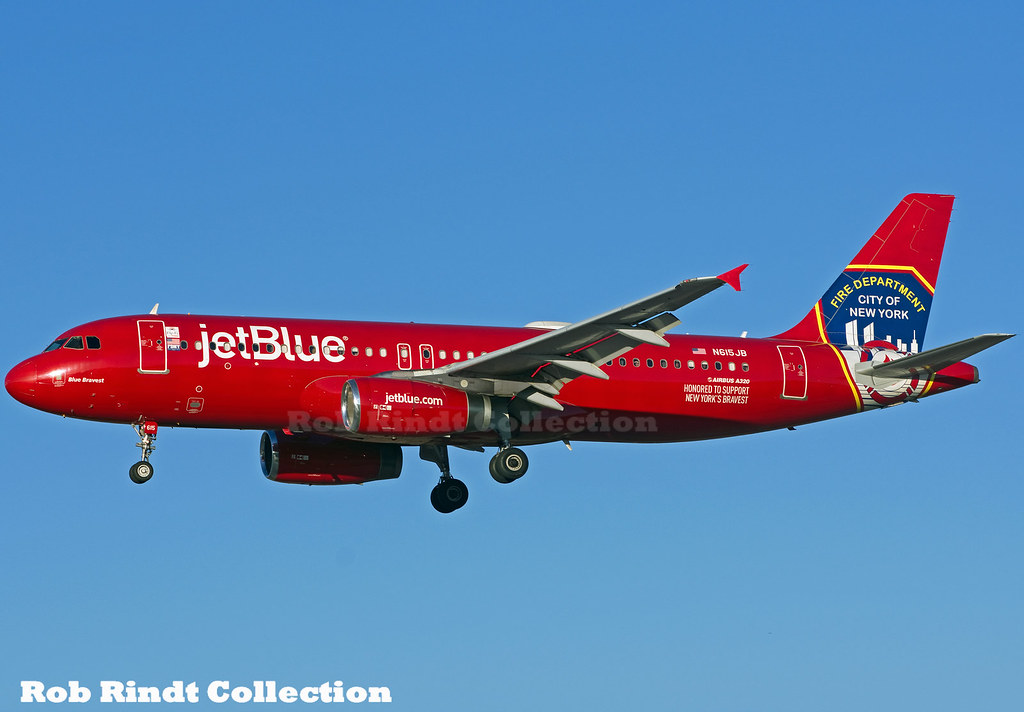 Czech Airlines puts its new Airbus A319 “Wow Prague” logo jet into