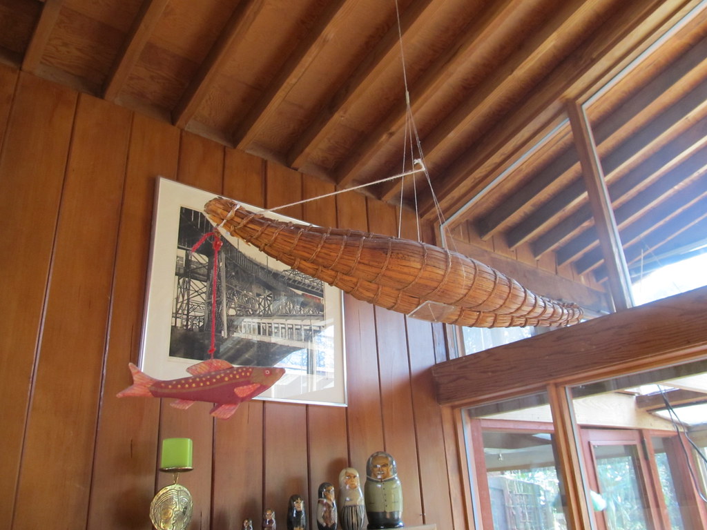 Though painting your ceilings can be difficult, the result is well worth the effort. Ceiling Detail With Hanging Art Modern Stl Flickr