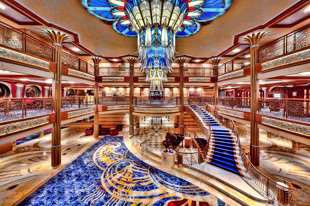 Disney Dream Atrium Lobby Ii The Disney Dream Features A