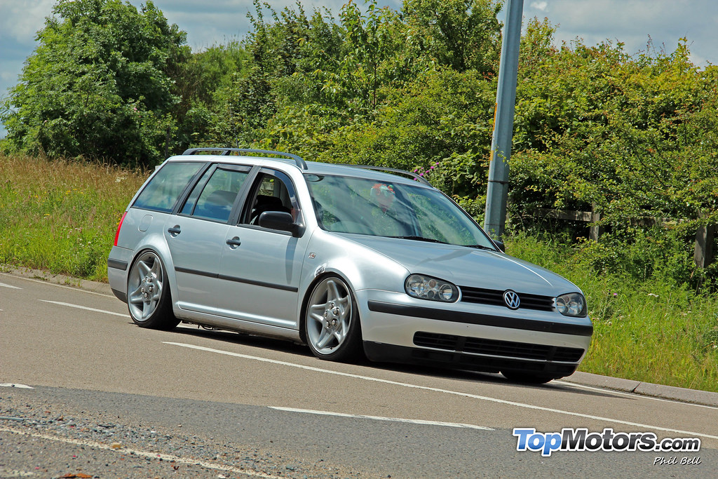 Vw kembar siam ini sukses jadi jawara hw legends tour indonesia, . VW Golf MK4 Estate | Big Fat Tour 2012 Pictures | Phil Bell | Flickr