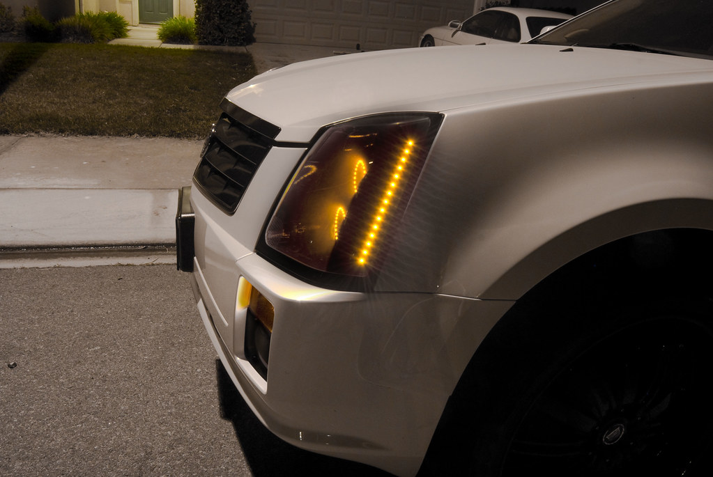 2008 Cadillac Srx Black Switchback Led Headlights This Srx