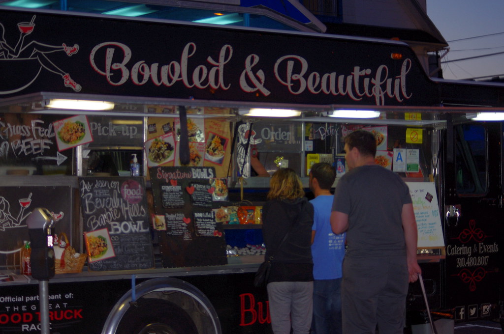 Bowled & beautiful food truck