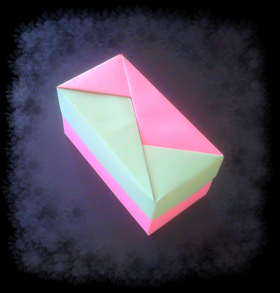 Start with coloured side up. Origami Rectangular Box 2 Katrins18 Flickr