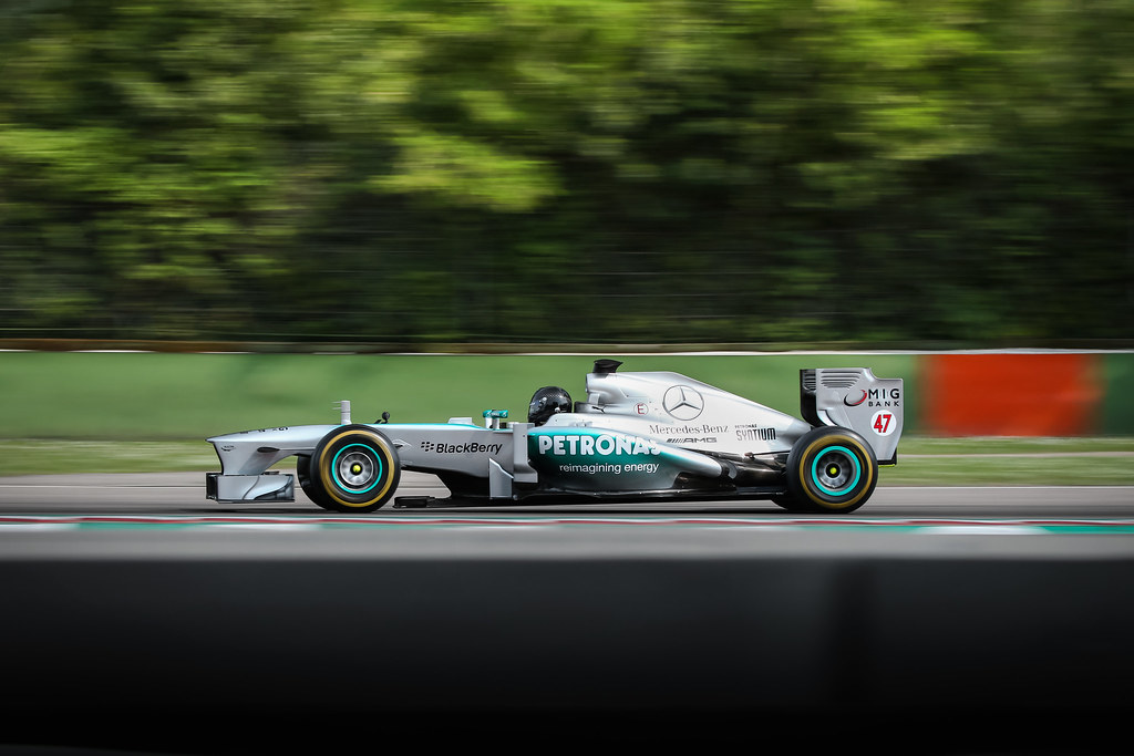 W04 Mercedes Amg W04 F1 2013 Facebook Page Youtube Channel