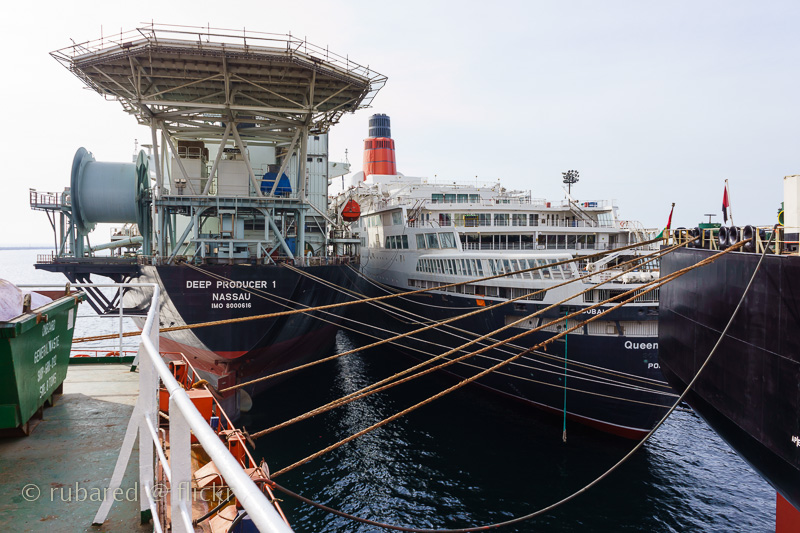Qe2 In Dubai Dry Docks Queen Elizabeth 2 In Dubai Dry Dock