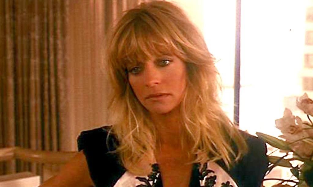 Bird on a wire is a film directed by john badham with mel gibson, goldie hawn, bill duke, david carradine, stephen tobolowsky. Goldie Hawn Bird On A Wire 1990 A Photo On Flickriver