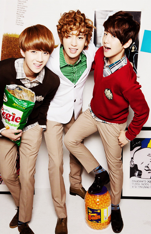 Gratis Unduh Gambar Exo Poster Set 4pcs Set Sehun Luhan Kris Chanyeol Baekh Terkeren by www.lampunghits.com