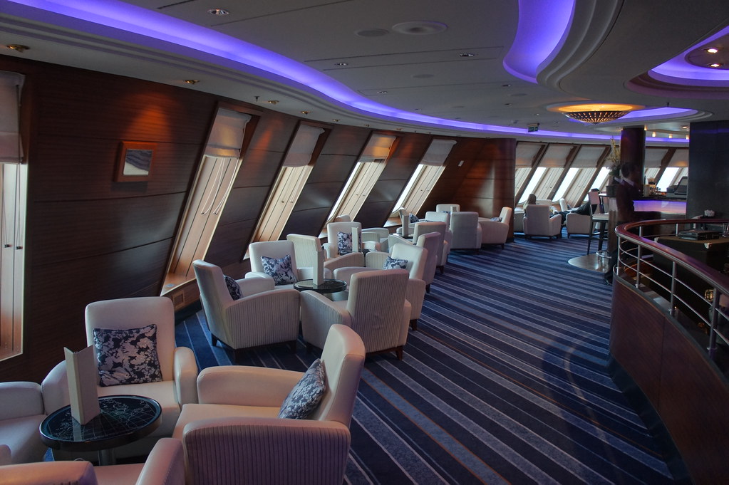 Queen Mary 2 Commodore Club Rob Lightbody Flickr