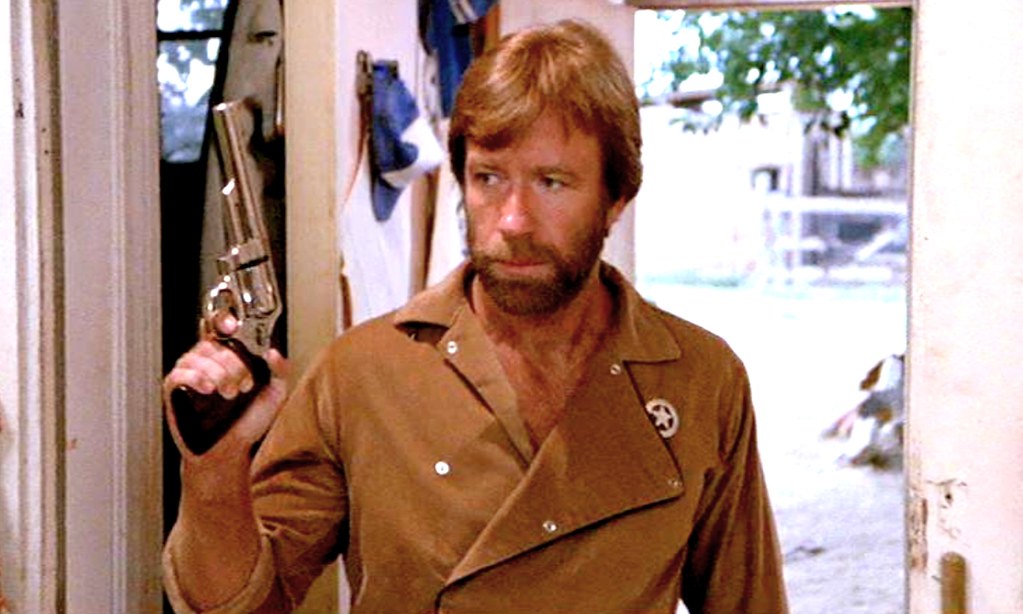 Armstrong, leon isaac kennedy and robert beltran. Chuck Norris As Lone Wolf Mcquade 1983 Film Liebhaber Flickr