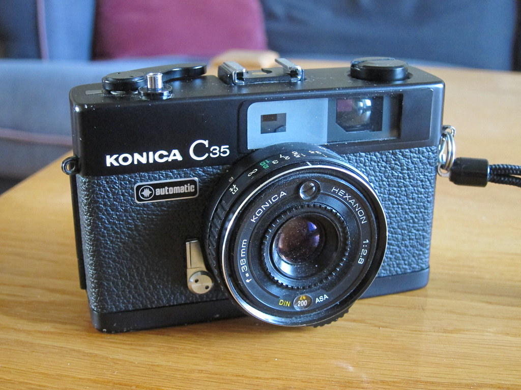 Konica C35 Automatic - Down the Road