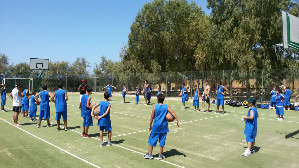 Bomber basketball camp macauda beach 2016