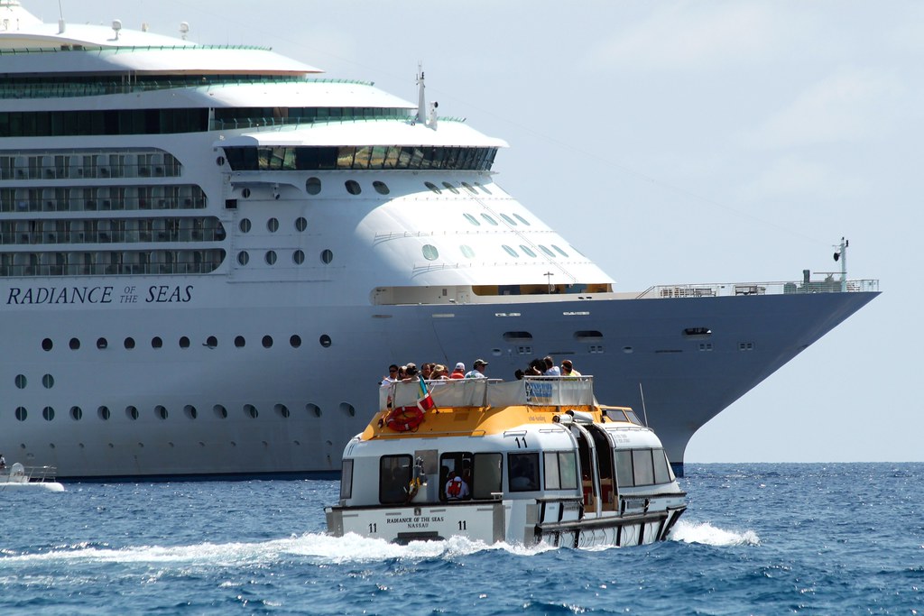 Rccl Radiance Of The Seas Location Kona Hawaii Www Face