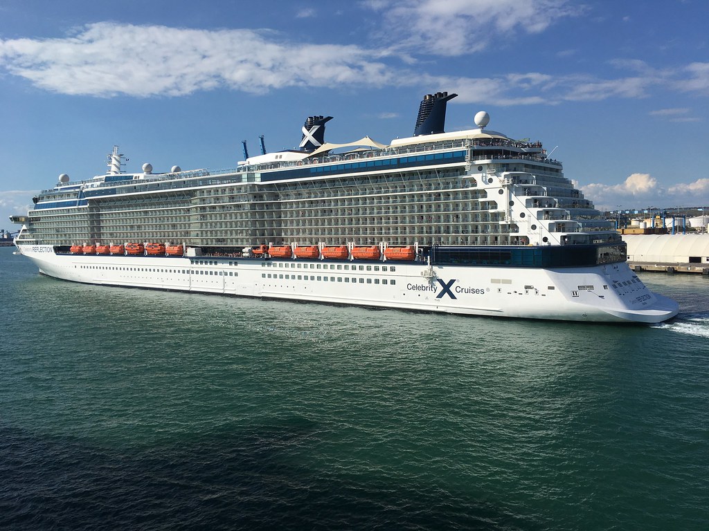 Celebrity Reflection Leaving Civitavecchia Iow Sparky Flickr
