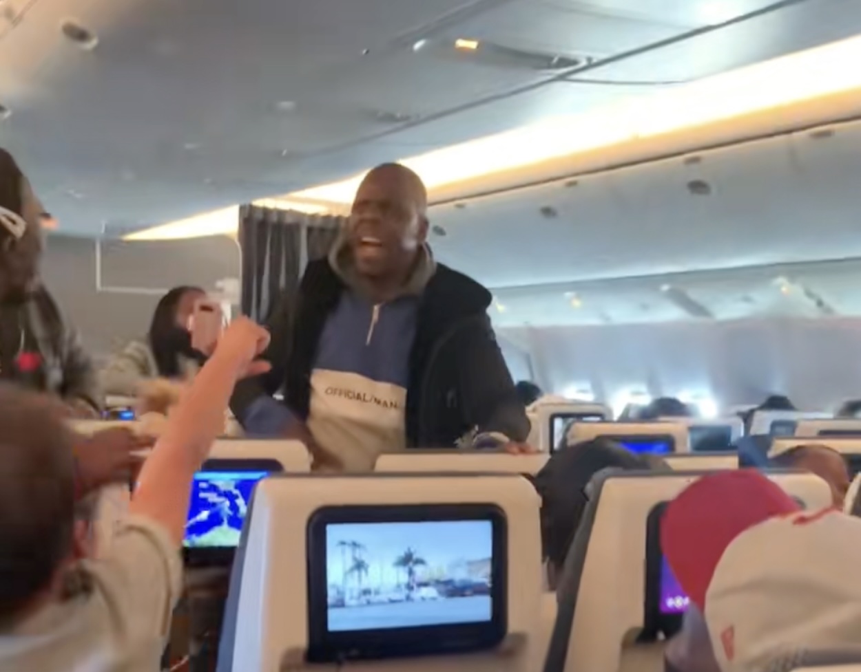 British Airways Flight Turns Into 3-Hour Church Service at 35,000 Feet! 😱✈️🙏 (2026)