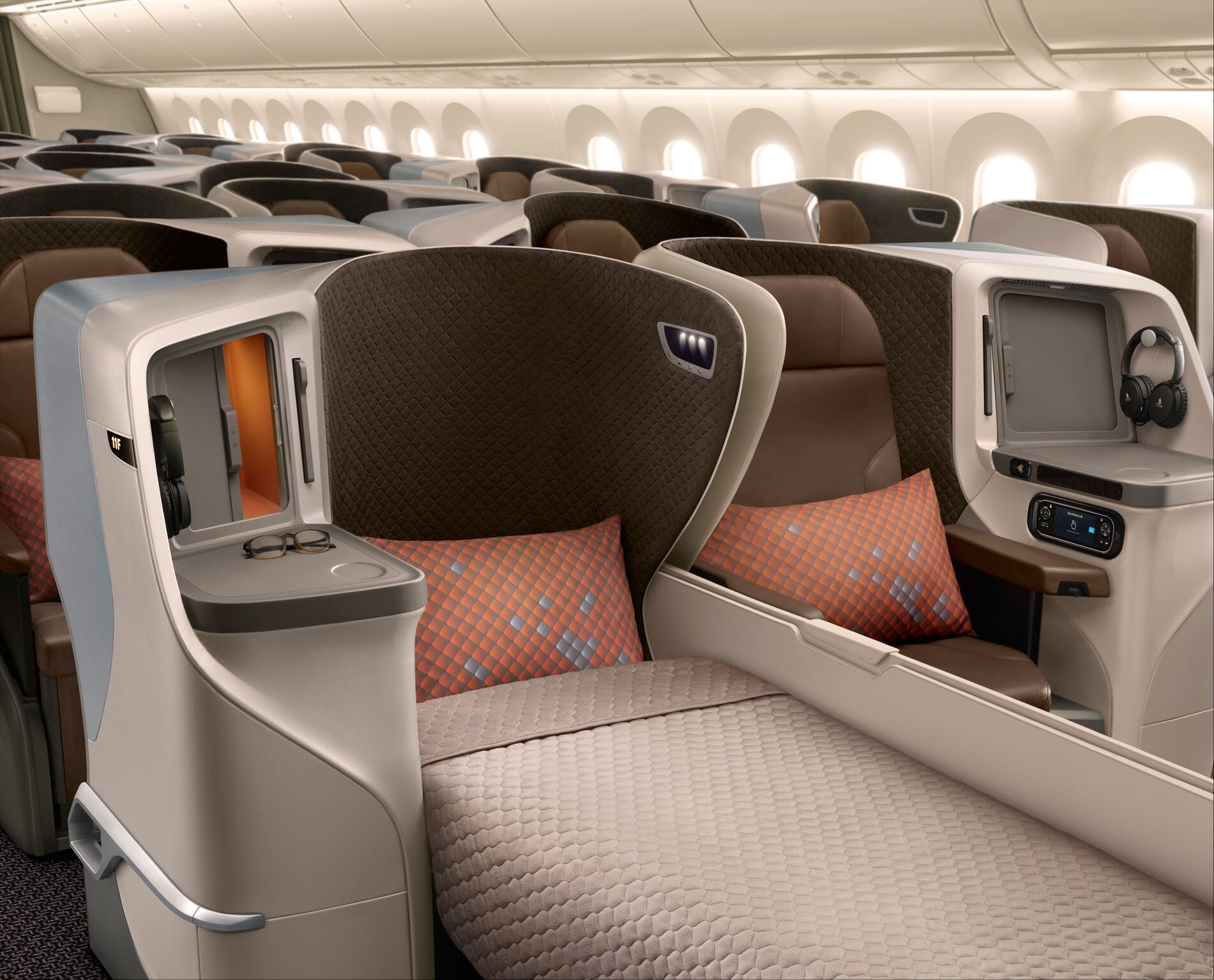 Singapore airlines 787-10 new business class revealed!